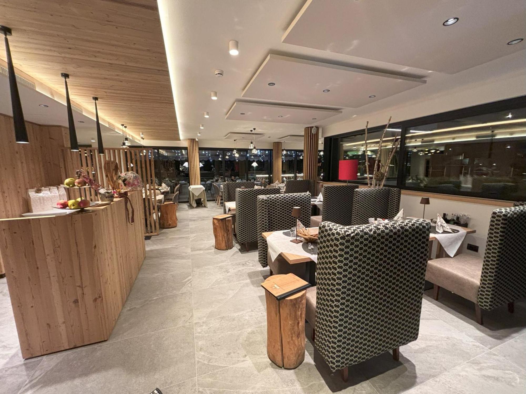 Alexander Hotel Alpine Wellness Dolomites Molveno Exteriér fotografie