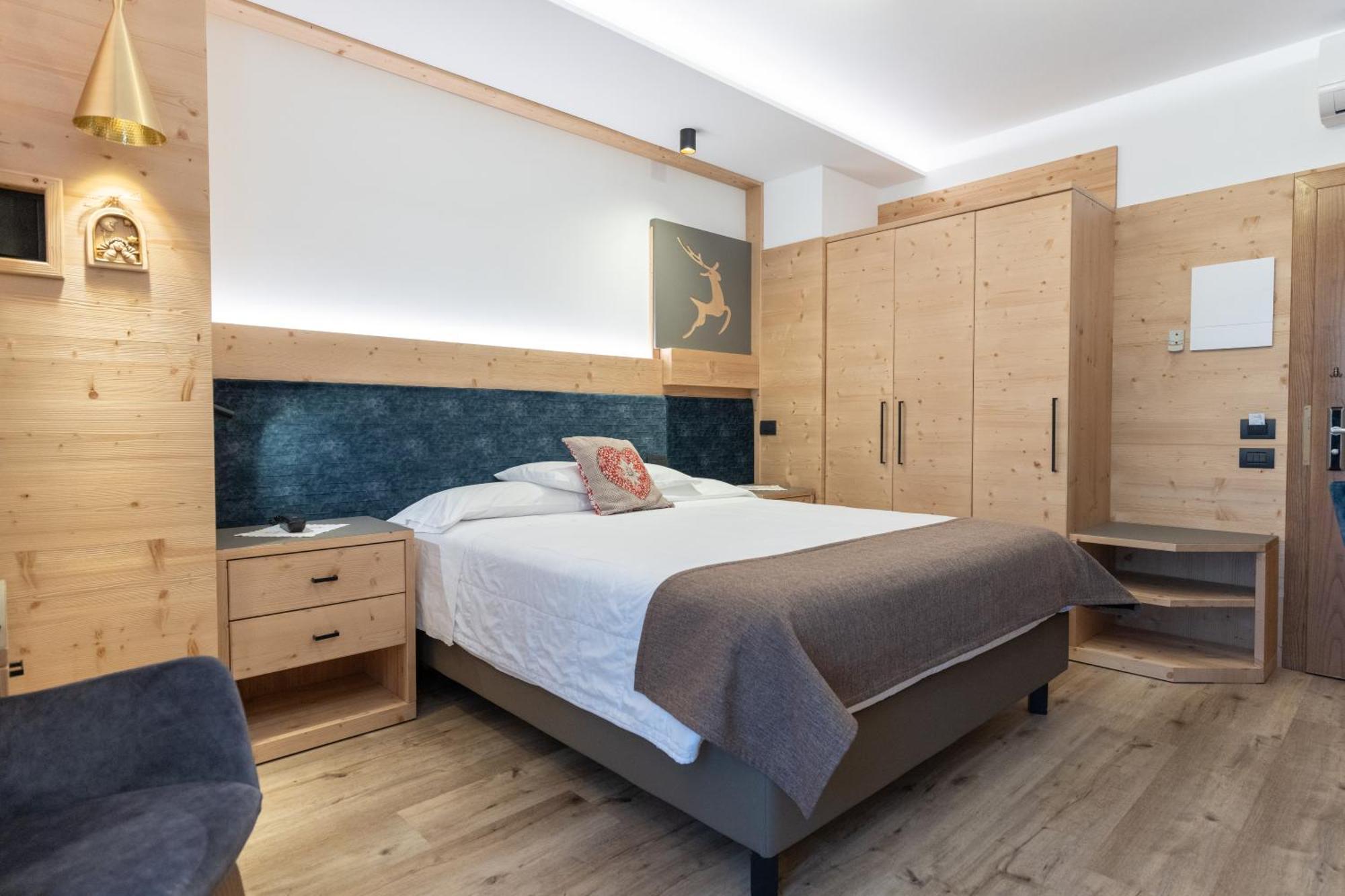 Alexander Hotel Alpine Wellness Dolomites Molveno Exteriér fotografie