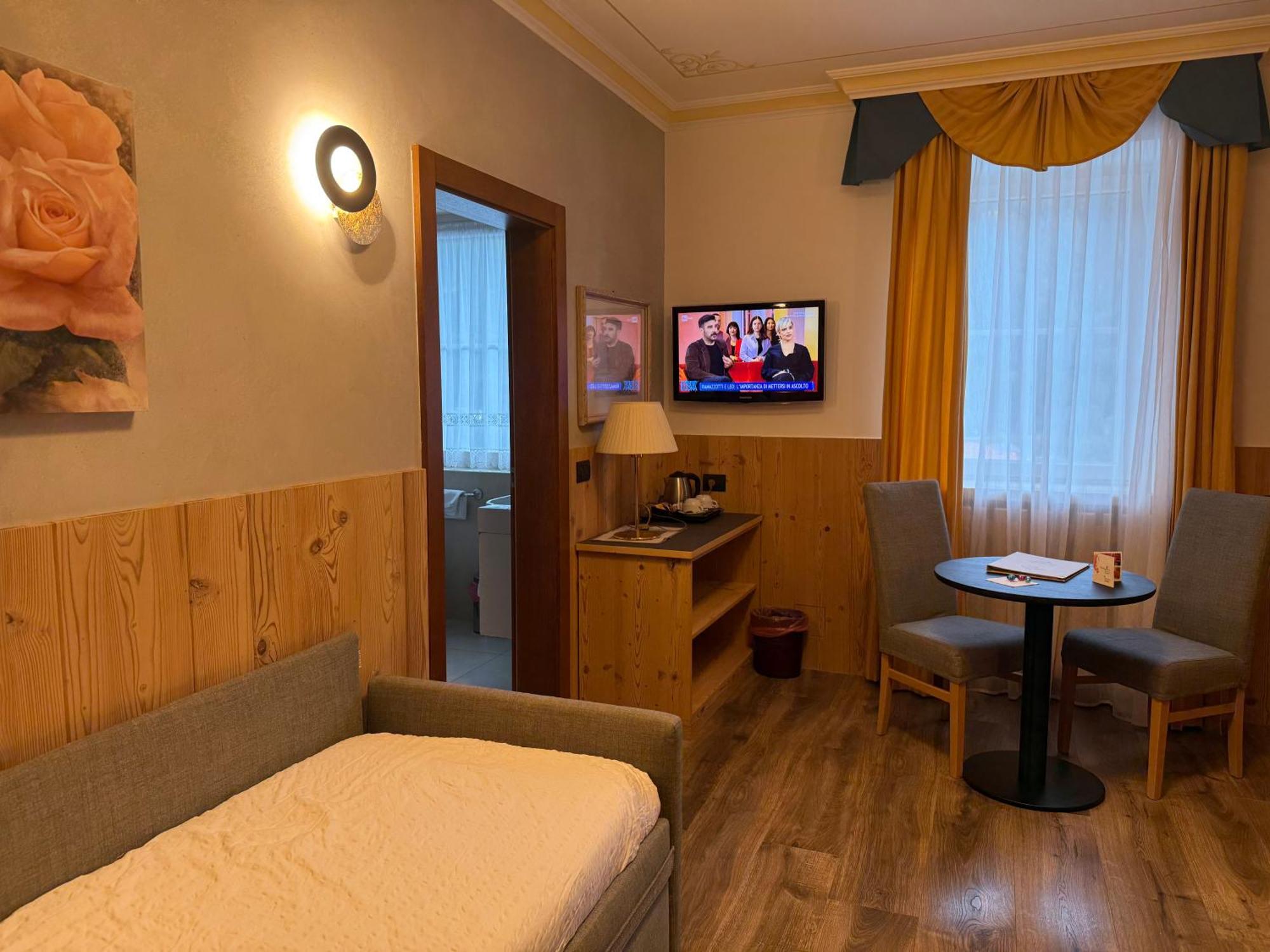 Alexander Hotel Alpine Wellness Dolomites Molveno Exteriér fotografie