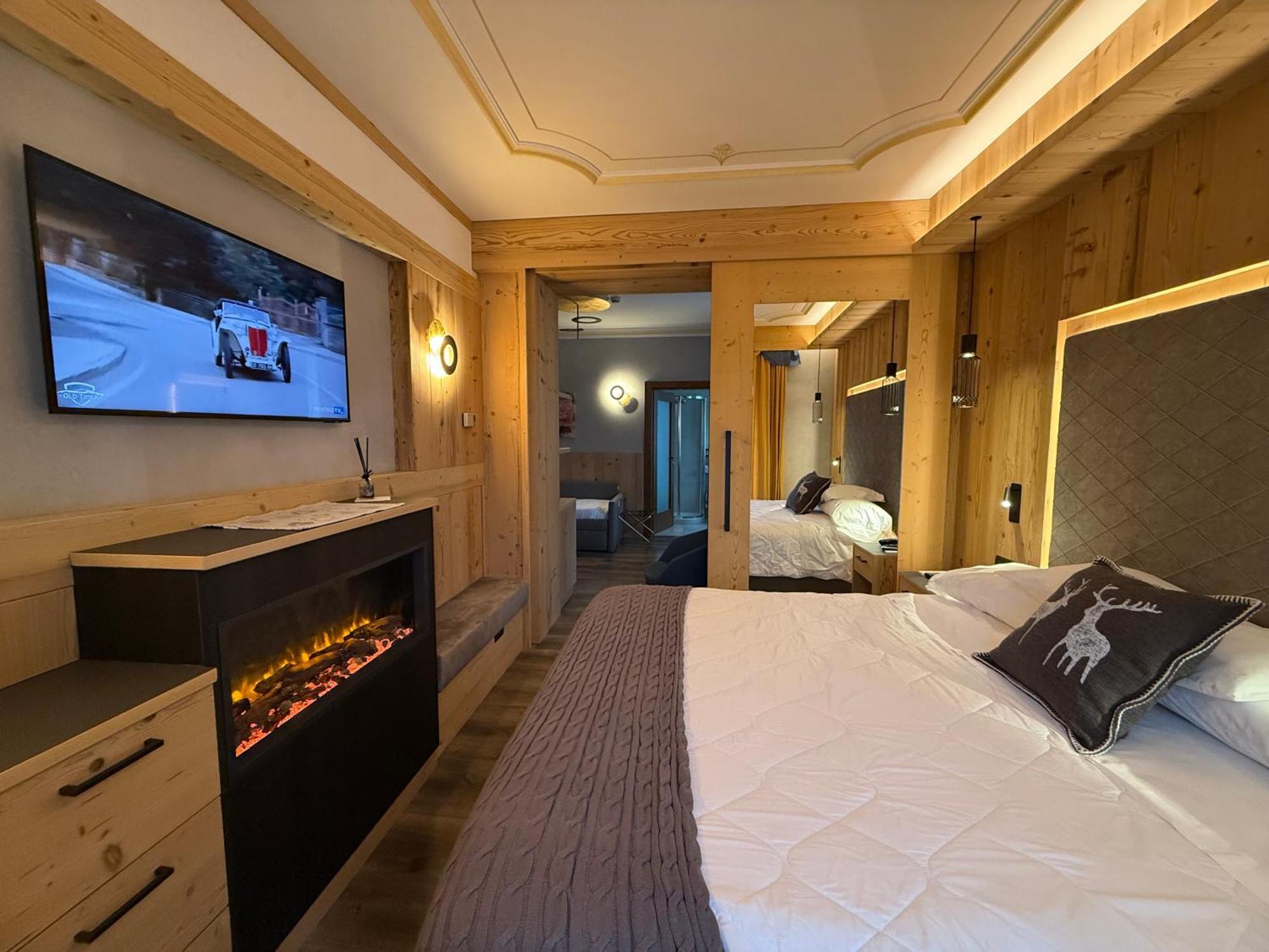 Alexander Hotel Alpine Wellness Dolomites Molveno Exteriér fotografie