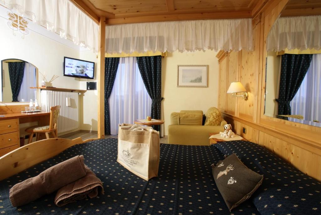 Alexander Hotel Alpine Wellness Dolomites Molveno Exteriér fotografie